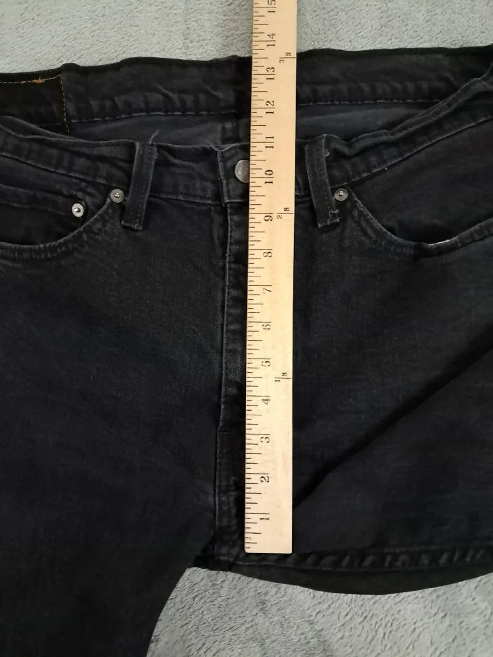 Levis 514 Jean Men 35x30, Tag 36x32 Black Denim Straight Fit Stretch